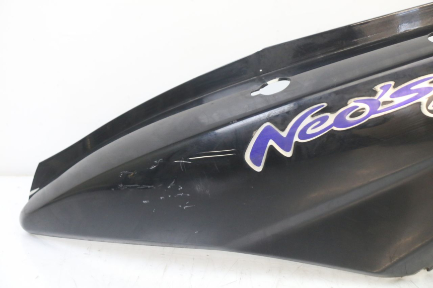 photo de REAR LEFT PANEL YAMAHA NEOS NEO'S 4T 50 (2008 - 2016) - Alternative perspective