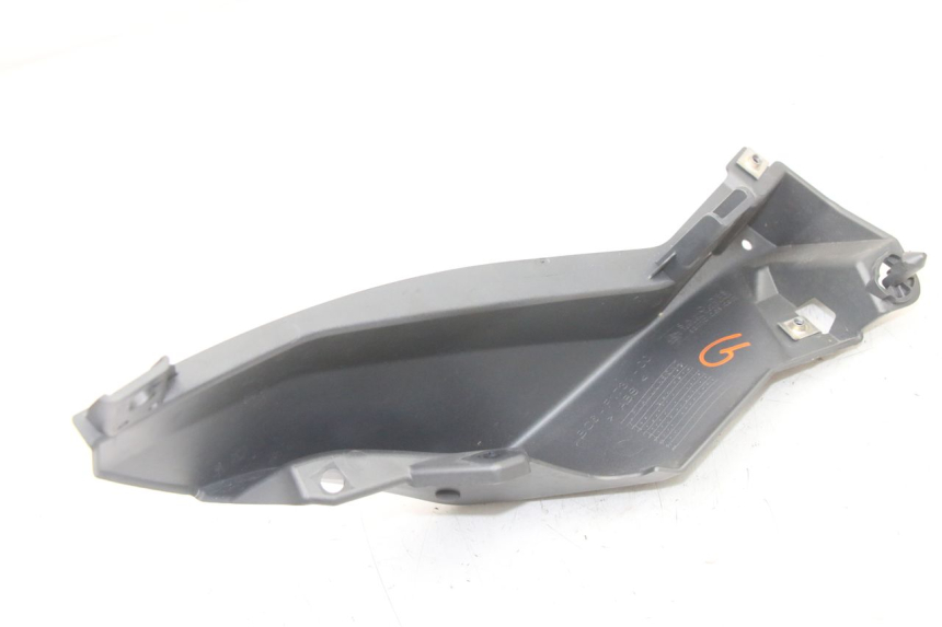 photo de REAR LEFT PANEL YAMAHA TRACER 7 700 (2020 - 2024) - Technical close-up