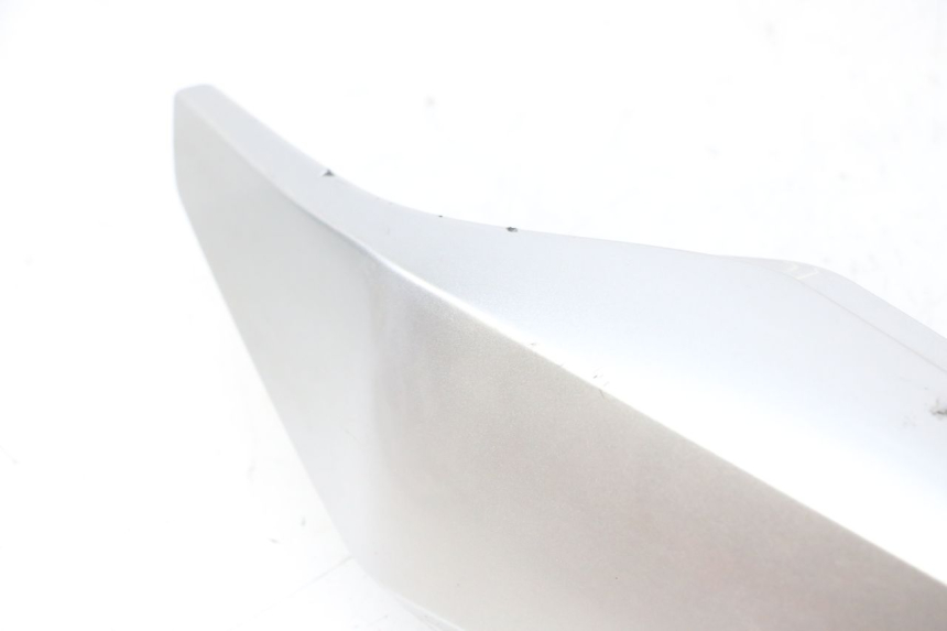 photo de REAR LEFT PANEL YAMAHA XJ6 600 (2008 - 2016) - Component zoom