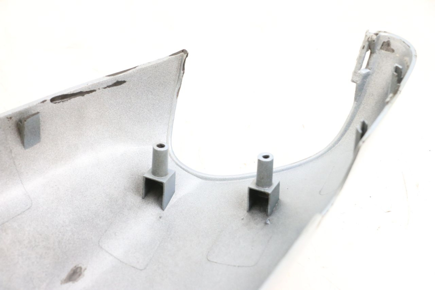 photo de REAR LEFT PANEL YAMAHA YN NEO'S 50 (1997 - 2004) - Technical close-up