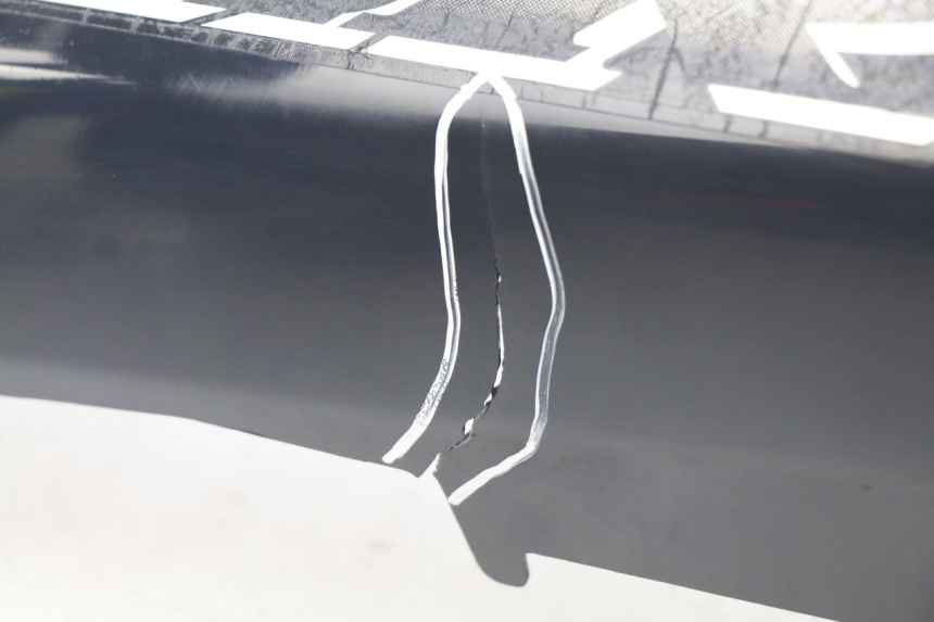 photo de LEFT REAR SIDE PANEL KAWASAKI ZZR 600 (1995 - 2004) - Checked used part