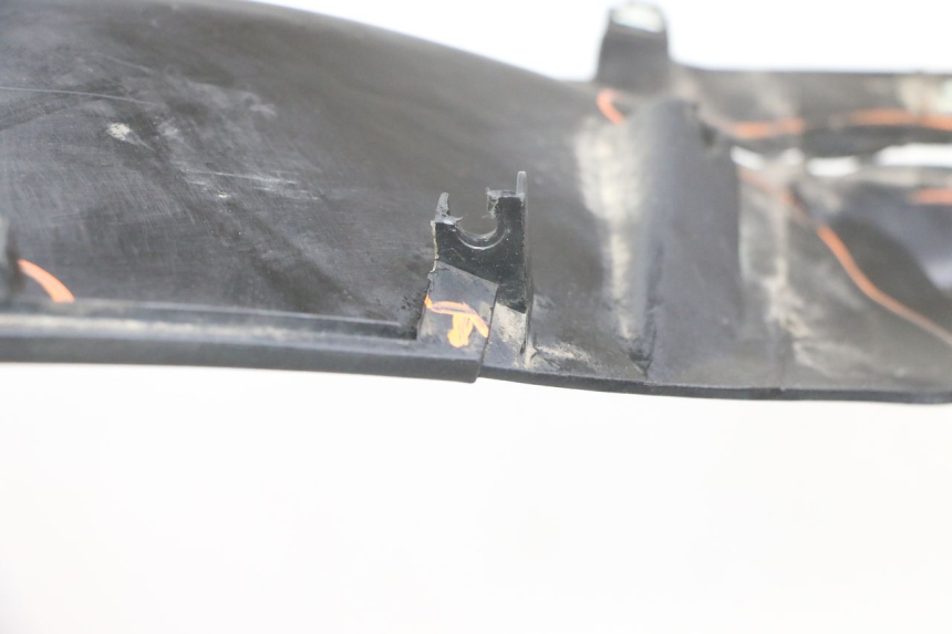 photo de RIGHT FRONT FAIRING QUADRO 4 4D 350 (2015 - 2018) - Alternative perspective