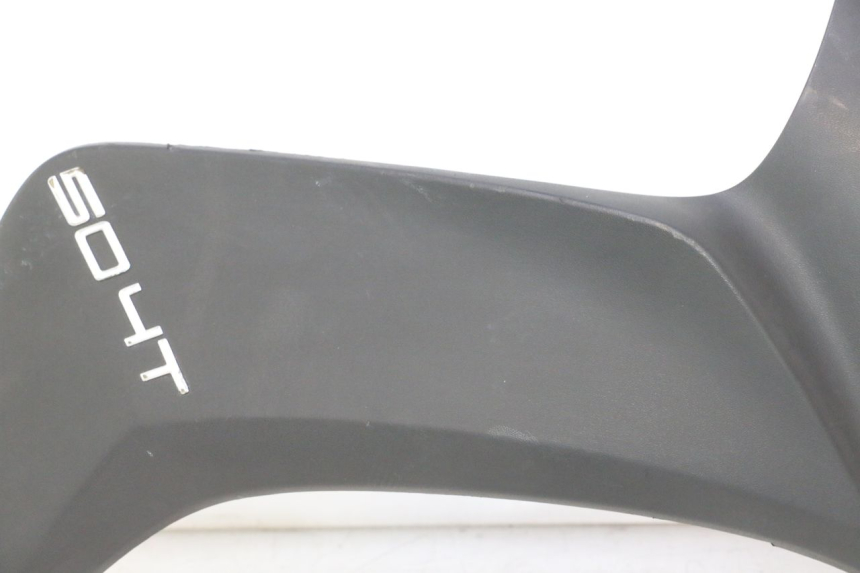photo de RIGHT FRONT SIDE PANEL KYMCO AGILITY 16+ 4T 50 (2018 - 2023) - Zoom on usage condition