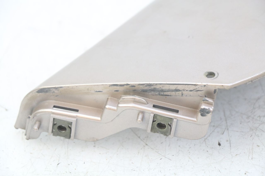 photo de RIGHT FRONT SIDE PANEL ECCITY ARTELEC 670 1 (2013 - 2017) - Additional view of the item