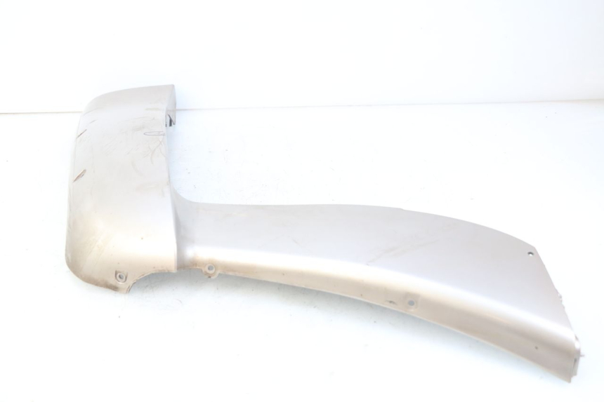 photo de RIGHT FRONT SIDE PANEL ECCITY ARTELEC 670 1 (2013 - 2017) - Distinctive features