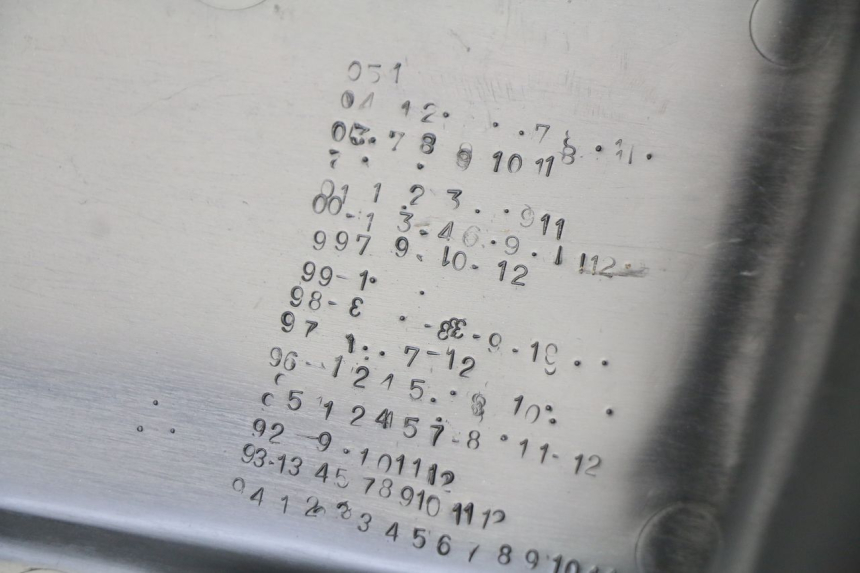 photo de RIGHT FRONT FAIRING YAMAHA BLASTER 200 (2003 - 2007) - Component detail