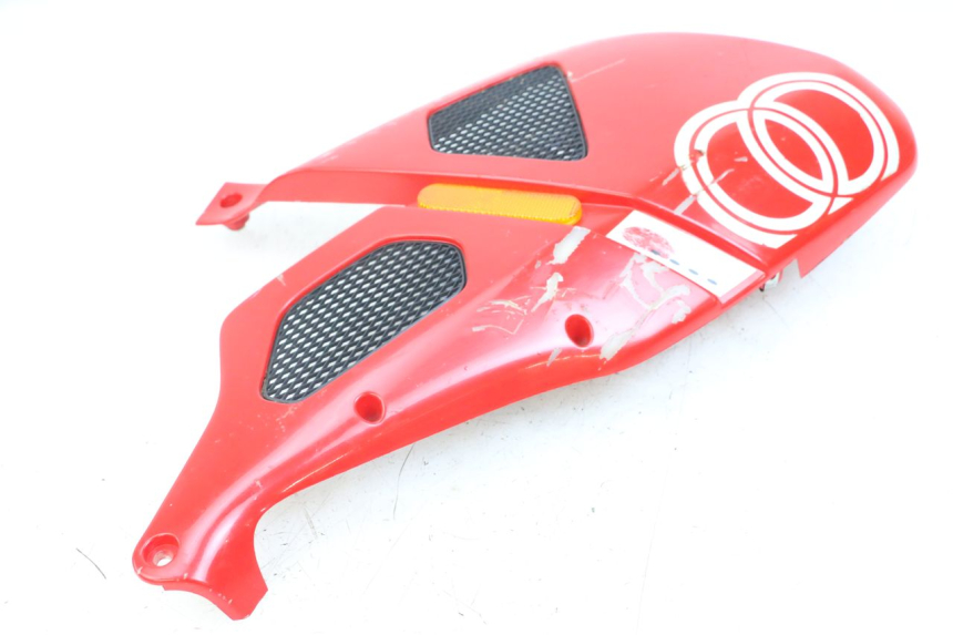 photo de RIGHT FRONT SIDE PANEL GILERA DNA 50 (2000 - 2007) - Surface and material condition