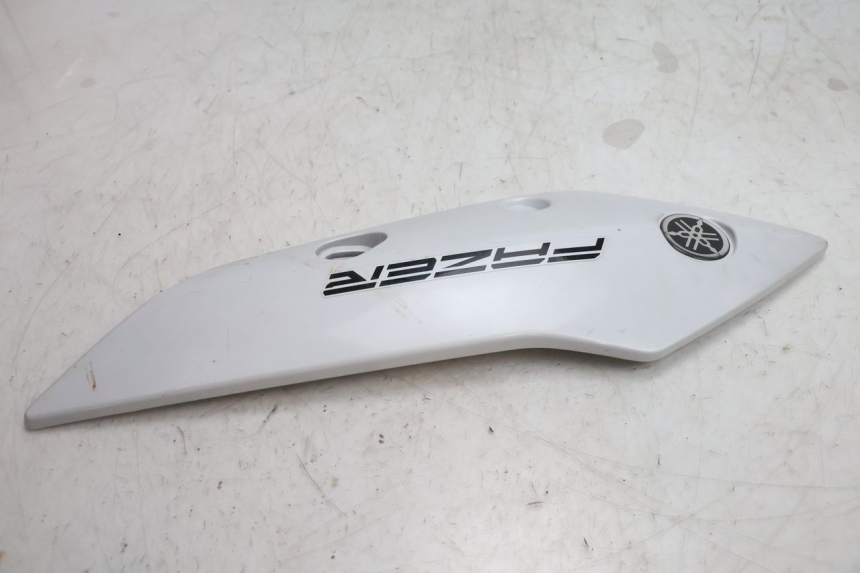 photo de RIGHT FRONT FAIRING YAMAHA FZ8 800 (2010 - 2016) - Markings and original references