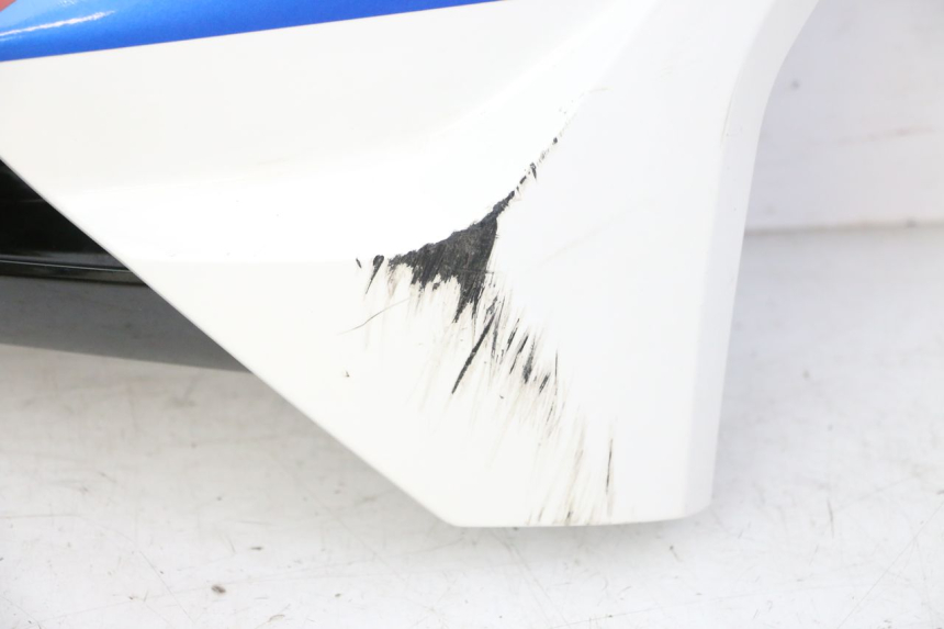 photo de RIGHT FRONT FAIRING BMW G310 R 310 (2016 - 2020) - Focus on structure