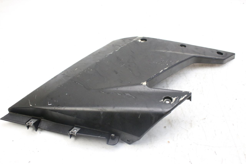 photo de RIGHT FRONT SIDE PANEL DERBI GPR 50 (2004 - 2009) - Checked used part