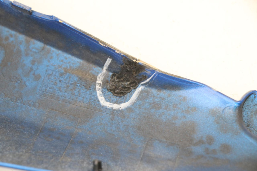 photo de RIGHT FRONT FAIRING SUZUKI GSR 750 (2011 - 2017) - Distinctive features