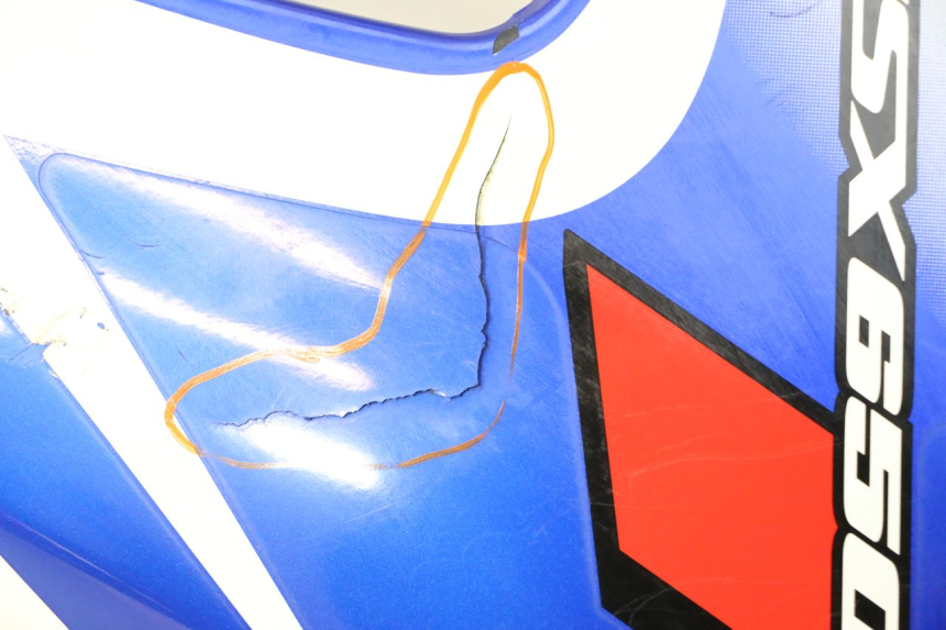 photo de RIGHT FRONT FAIRING SUZUKI GSX F GSXF 650 (2007 - 2015) - Zoom on usage condition