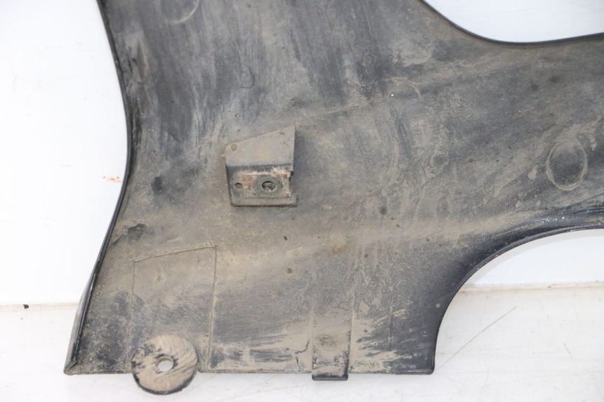 photo de RIGHT FRONT FAIRING SUZUKI GSXR GSX-R 1000 (2003 - 2004) - Distinctive features