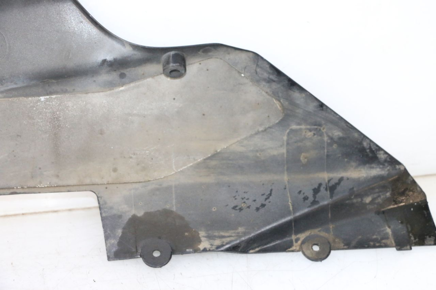 photo de RIGHT FRONT FAIRING SUZUKI GSXR GSX-R 1000 (2003 - 2004) - High-resolution close-up