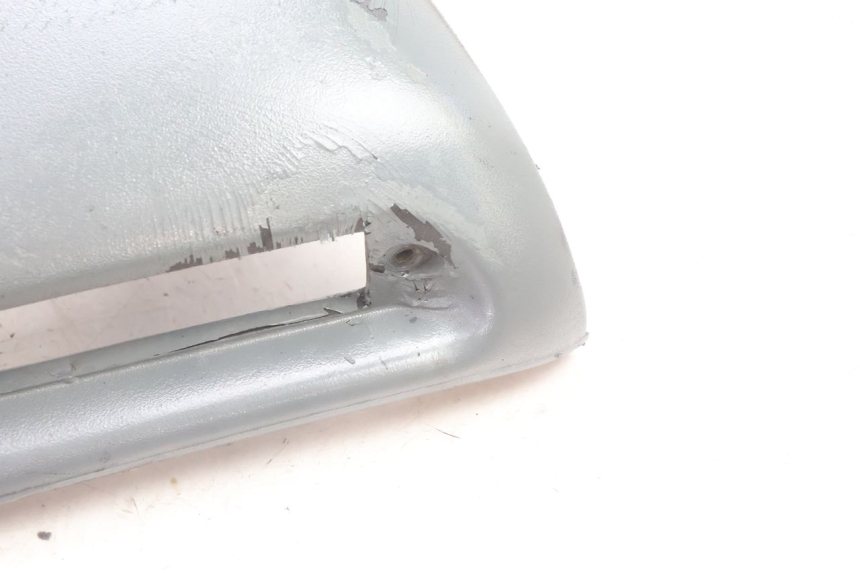 photo de FRONT RIGHT LOWER SIDE PANEL GILERA RUNNER SP 50 (2002 - 2004) - Technical close-up