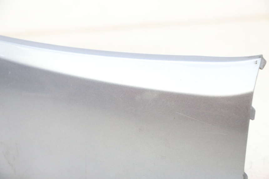 photo de RIGHT FRONT FAIRING SYM JOYMAX 125 (2010 - 2017) - Surface and material condition