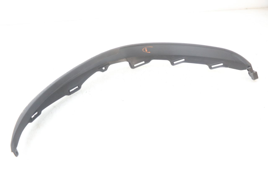photo de RIGHT FRONT FAIRING PIAGGIO MP3 HPE 350 (2018 - 2020) - Technical close-up