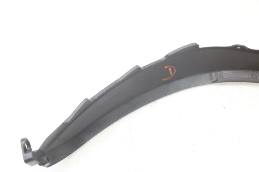 photo de RIGHT FRONT FAIRING PIAGGIO MP3 HPE 350 (2018 - 2020) - Fixing points details