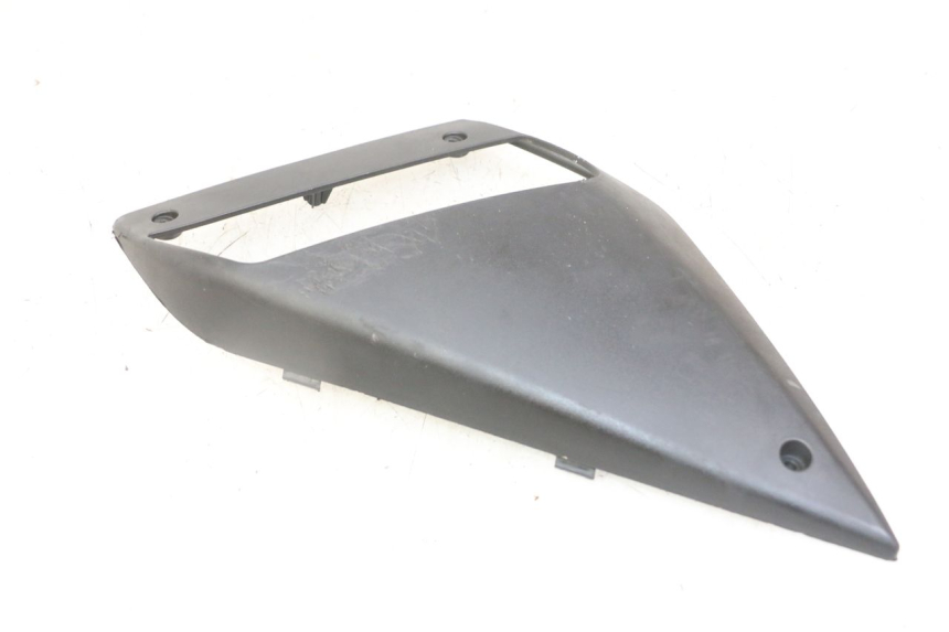 photo de RIGHT FRONT FAIRING GILERA NEXUS 125 (2009 - 2013) - Component detail