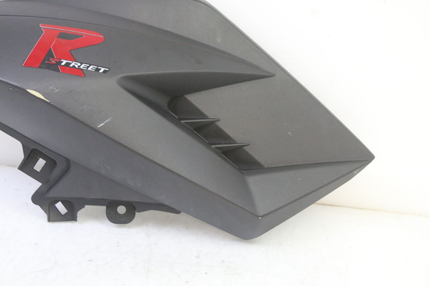 photo de RIGHT FRONT SIDE PANEL MAG POWER R-STREET 50 (2016 - 2025) - Zoom on usage condition