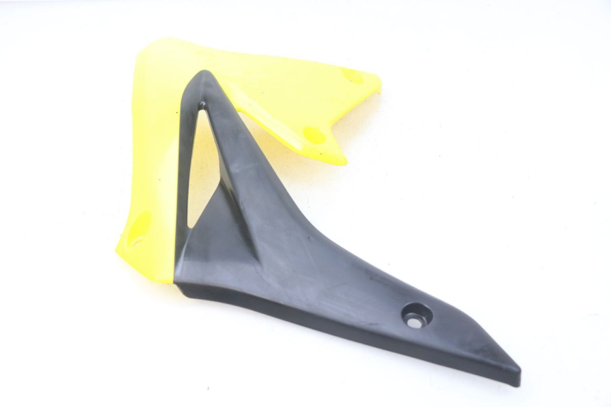 photo de RIGHT FRONT SIDE PANEL SUZUKI RM-Z RMZ 250 (2010 - 2016) - Alternative perspective