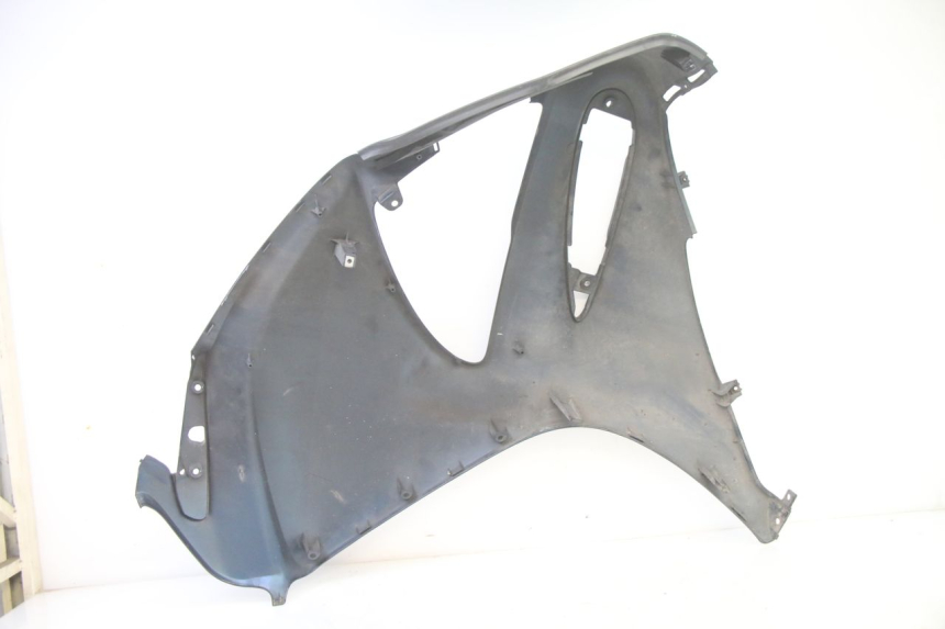 photo de RIGHT FRONT FAIRING HONDA ST PAN EUROPEAN 1300 (2002 - 2013) - Technical close-up