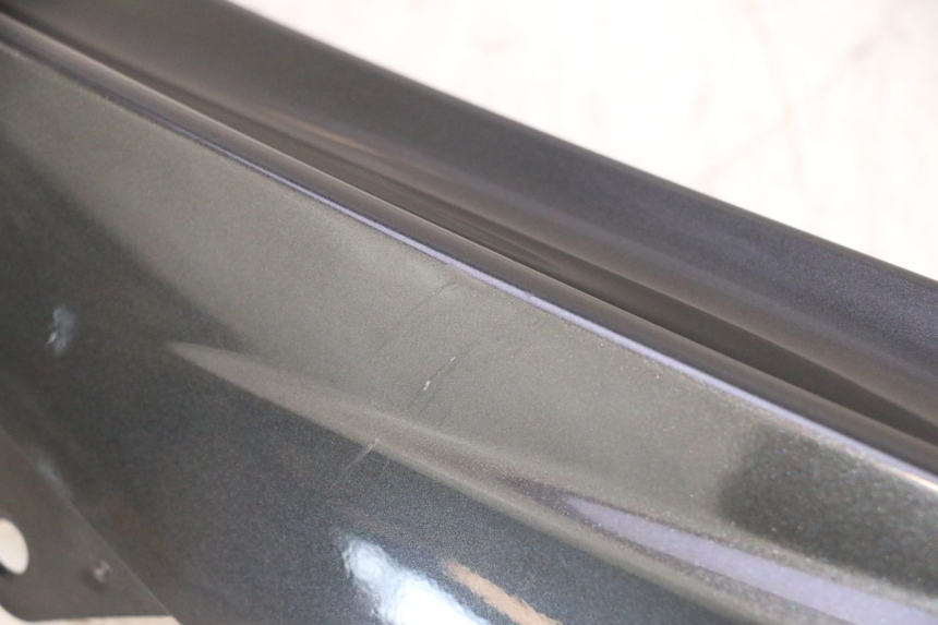 photo de FRONT RIGHT UPPER SIDE PANEL YAMAHA YZF R6 600 (2008 - 2009) - Product overview