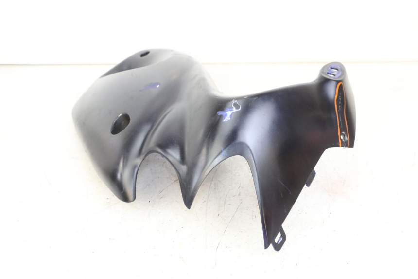 photo de RIGHT FRONT FAIRING SUZUKI SV S 650 (1999 - 2002) - Distinctive features