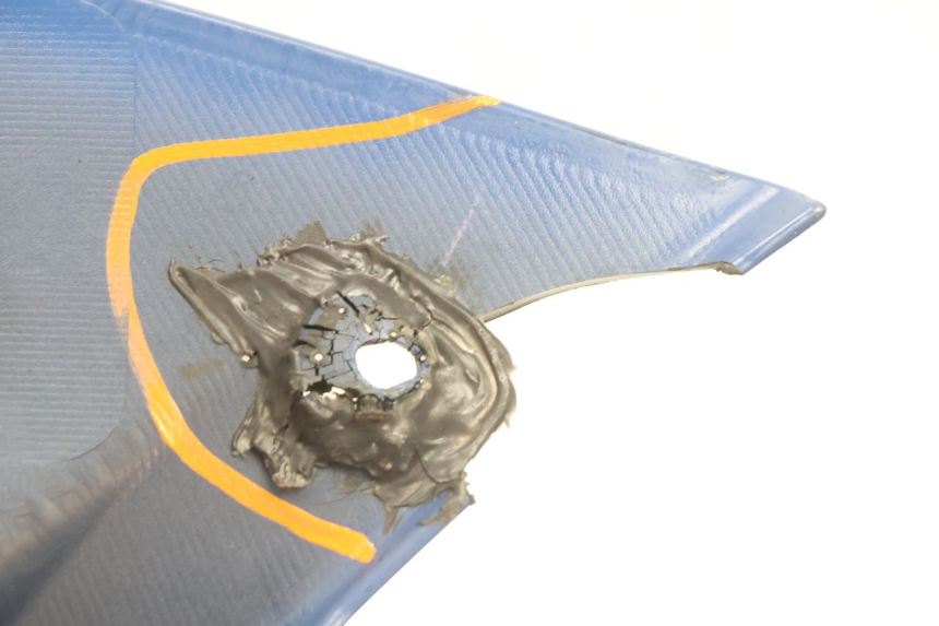 photo de RIGHT FRONT SIDE PANEL YAMAHA TDM ABS 900 (2002 - 2014) - Surface and material condition