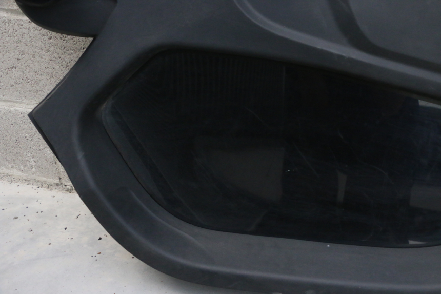 photo de RIGHT FRONT FAIRING RENAULT TWIZY 45 (2012 - 2019) - Detailed visual inspection