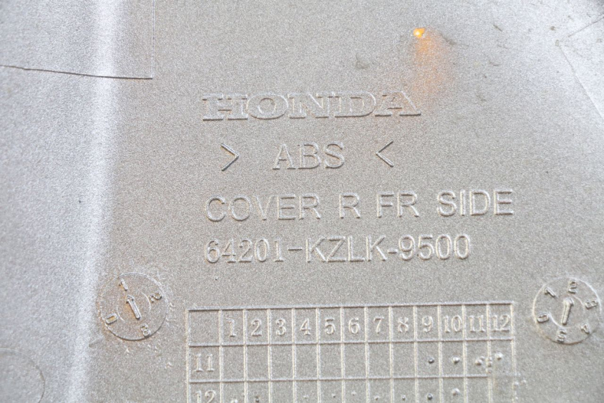 photo de RIGHT FRONT SIDE PANEL HONDA VISION NSC R 50 (2013 - 2015) - Component detail