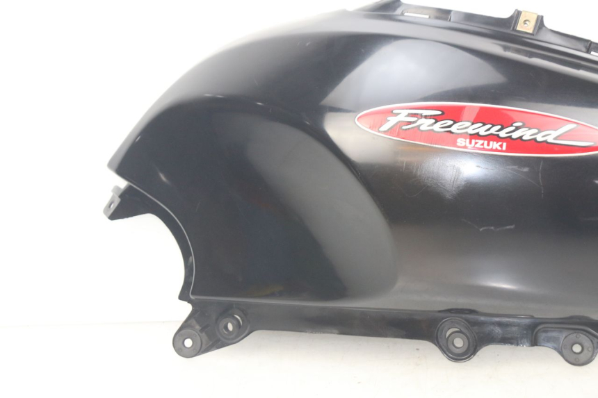 photo de RIGHT FRONT SIDE PANEL SUZUKI XF FREEWIND 650 (1997 - 2003) - Surface and material condition