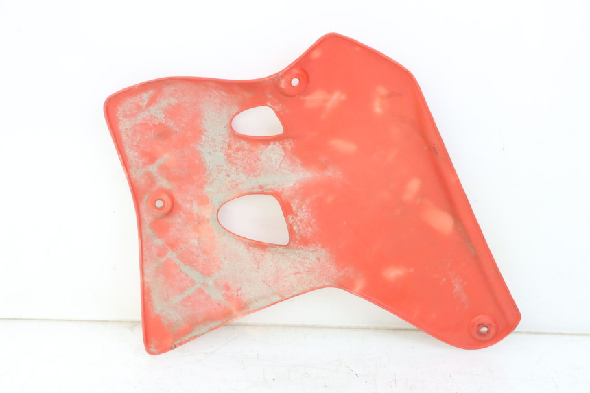 photo de RIGHT FRONT SIDE PANEL PEUGEOT XP6 50 (1997 - 2003) - Technical close-up