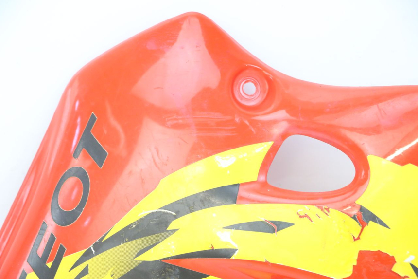 photo de RIGHT FRONT SIDE PANEL PEUGEOT XP6 50 (1997 - 2003) - Surface and material condition