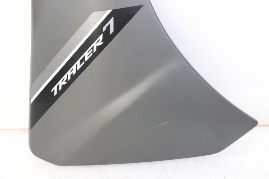 photo de RIGHT FRONT FAIRING YAMAHA TRACER 7 700 (2020 - 2024) - Surface and material condition