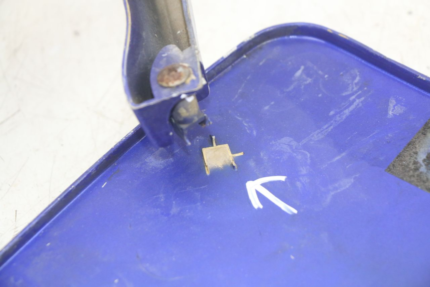 photo de RIGHT FRONT SIDE PANEL YAMAHA YZF R1 1000 (2007 - 2008) - Alternative perspective