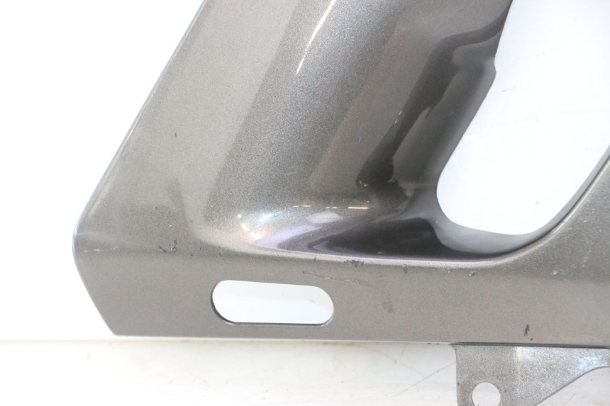 photo de RIGHT FRONT FAIRING KAWASAKI ZZR 600 (1995 - 2004) - Component detail