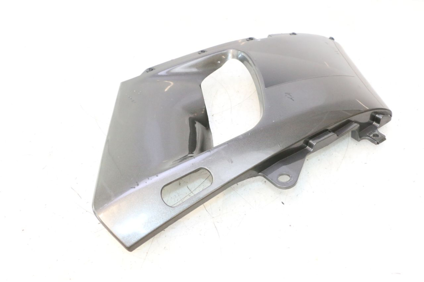 photo de RIGHT FRONT FAIRING KAWASAKI ZZR 600 (1995 - 2004) - Surface and material condition