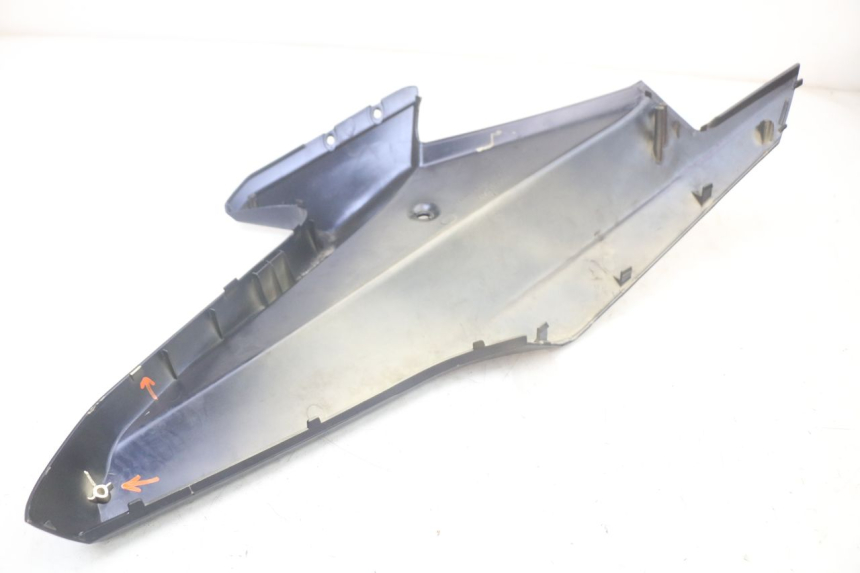 photo de LEFT FRONT SIDE PANEL QUADRO 3D S 350 (2013 - 2018) - Technical close-up