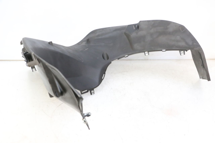 photo de LEFT FRONT FAIRING QUADRO 4 4D 350 (2015 - 2018) - Distinctive features