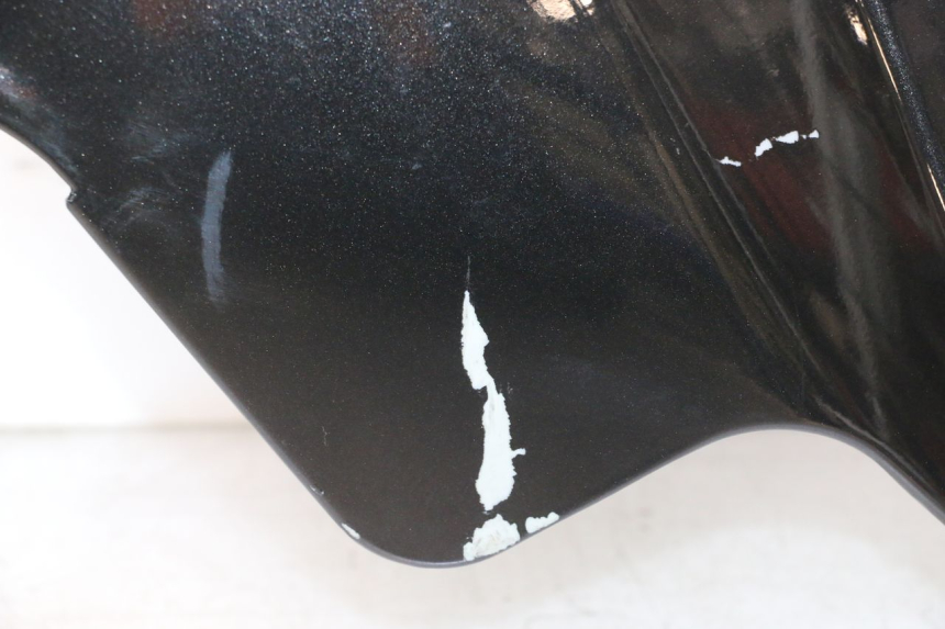 photo de LEFT FRONT FAIRING APRILIA ATLANTIC S 125 (2010 - 2013) - Zoom on usage condition