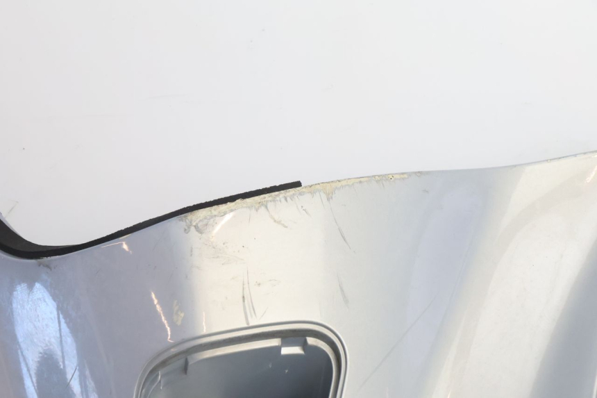photo de LEFT FRONT SIDE PANEL BMW C1 125 (2000 - 2003) - Zoom on usage condition