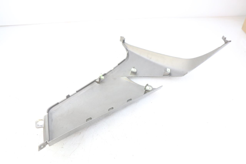 photo de LEFT FRONT SIDE PANEL PEUGEOT CITYSTAR 125 (2011 - 2017) - Component detail