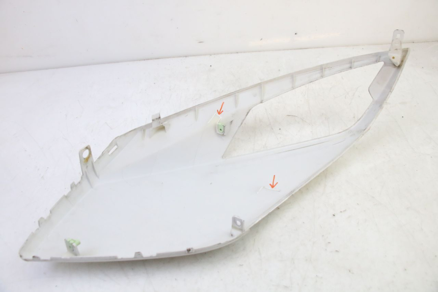 photo de LEFT FRONT FAIRING PEUGEOT CITYSTAR 50 (2013 - 2017) - Surface and material condition