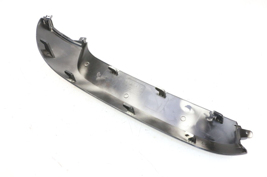 photo de LEFT FRONT FAIRING SEGWAY NINEBOT E125S 1 (2022 - 2026) - Technical close-up