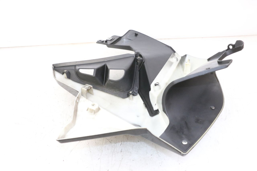 photo de LEFT FRONT FAIRING EBROH BRAVO GLE 1 (2020 - 2024) - Fixing points details