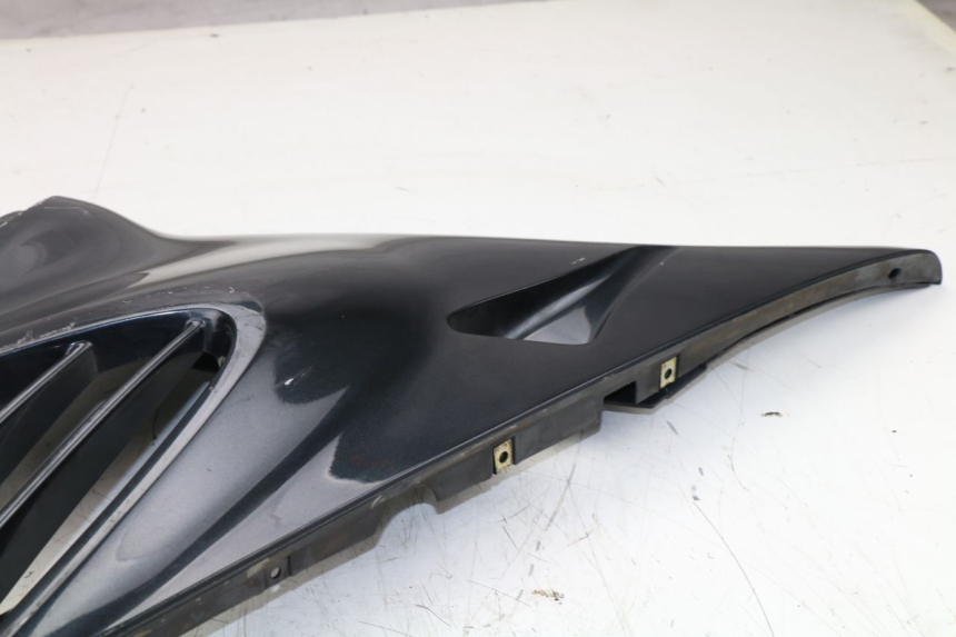 photo de LEFT FRONT FAIRING BMW K LT ABS 1100 (1990 - 1996) - High-resolution close-up