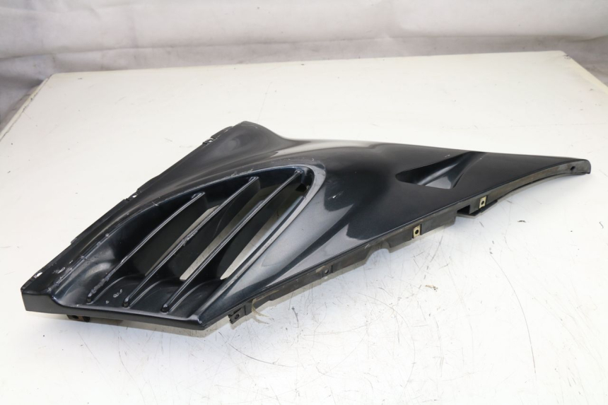photo de LEFT FRONT FAIRING BMW K LT ABS 1100 (1990 - 1996) - Detailed visual inspection