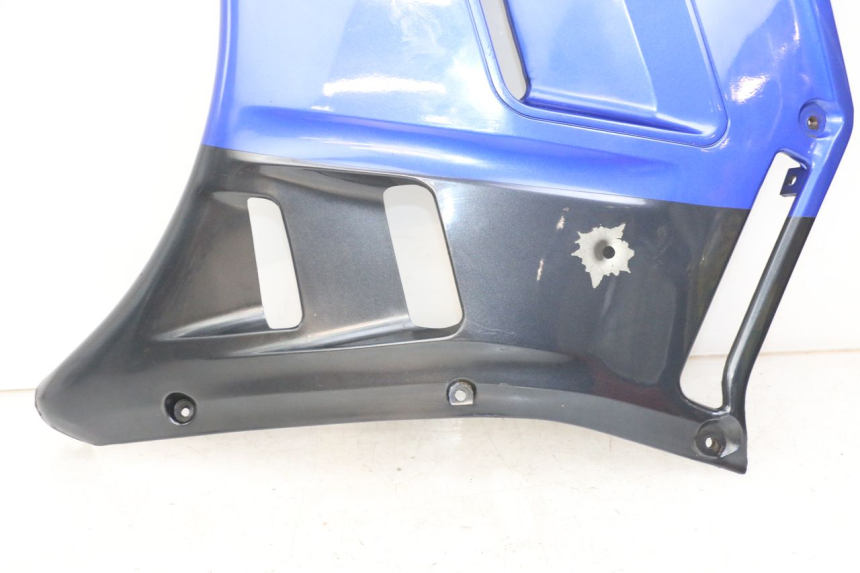 photo de LEFT FRONT FAIRING KAWASAKI GTR 1000 (1994 - 2004) - Additional view of the item