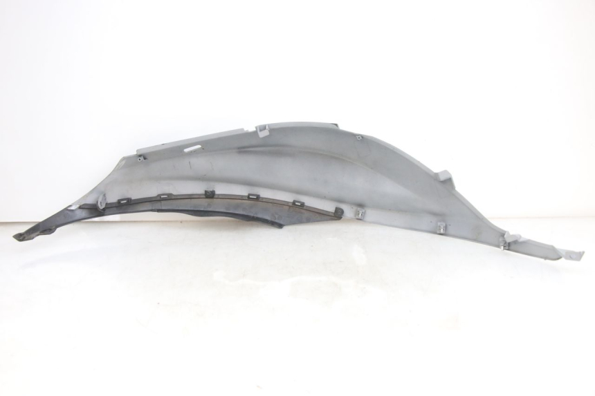 photo de LEFT FRONT SIDE PANEL PIAGGIO MEDLEY 125 (2016 - 2023) - Alternative perspective